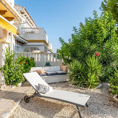 Casa Reina